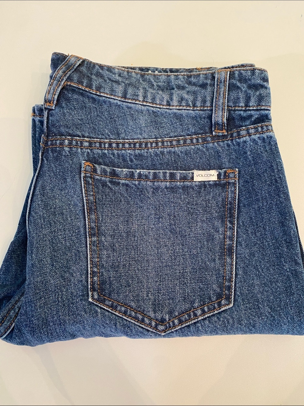 Volcom Women's Medium Blue Straight-Leg Denim Jeans